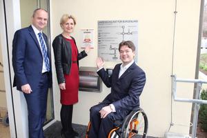 Übergabe höchstes Gütesiegel für barrierefreien Landesschulrat