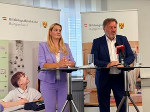 Bildungsdirektorin Mag.a Ilse Frosch und Landeshauptmann Mag. Hans-Peter Doskozil bei Pressekonferenz in Eisenstadt.
