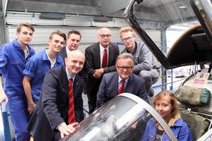 Neu eröffnete Luftfahrzeughalle