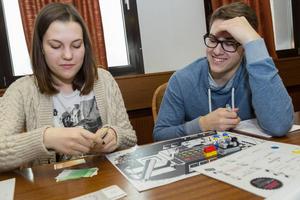 Vorstellung des "Planspiel Wirtschaft" bei einer Pressekonferenz